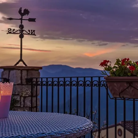 Dommu Agostina Hotel *